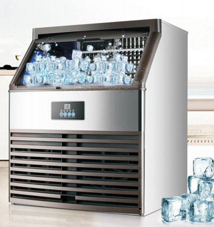Snowflake ice maker